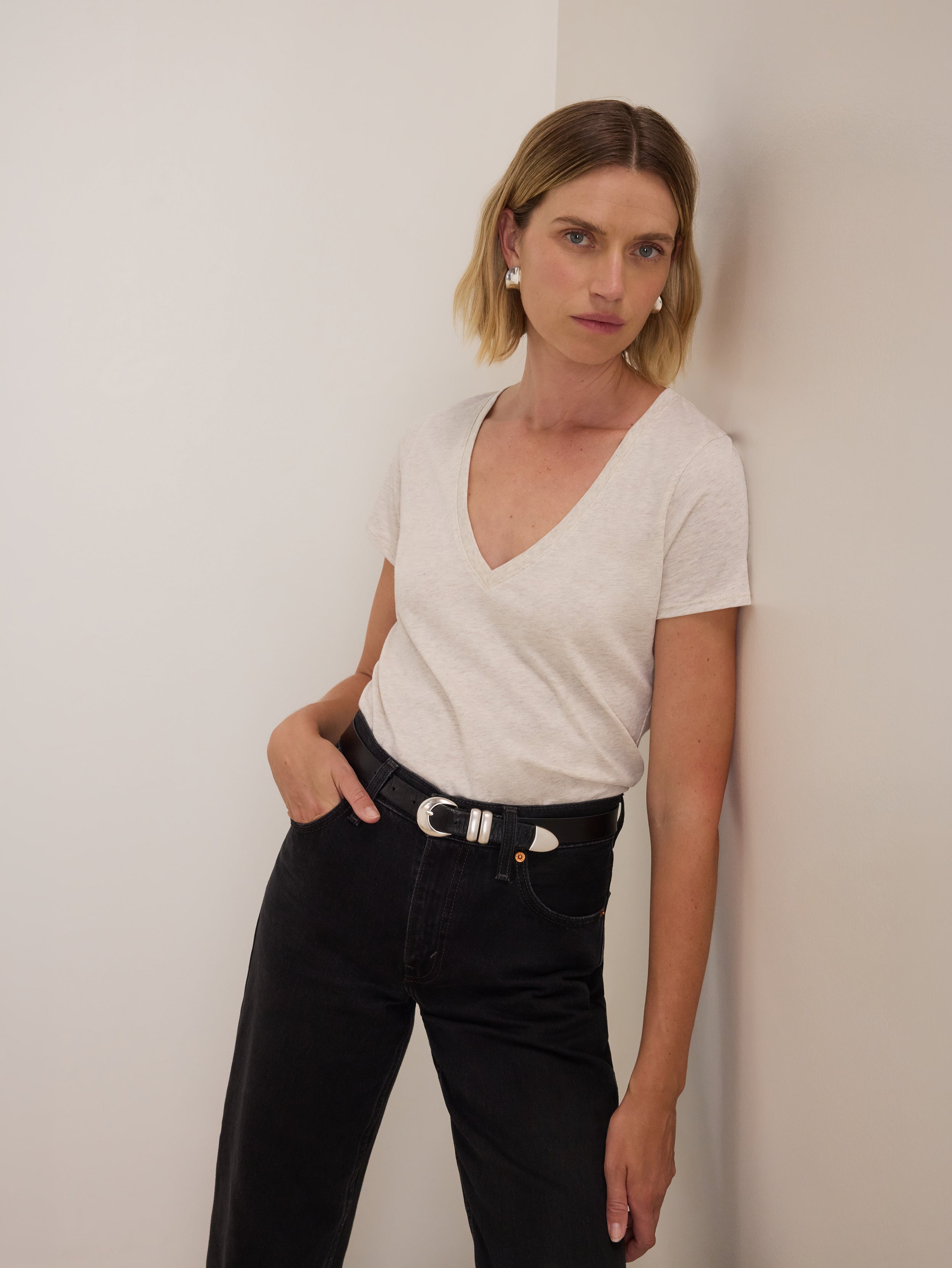 Slim Fit Deep V-Neck Organic Cotton Tee – Heather Oatmeal