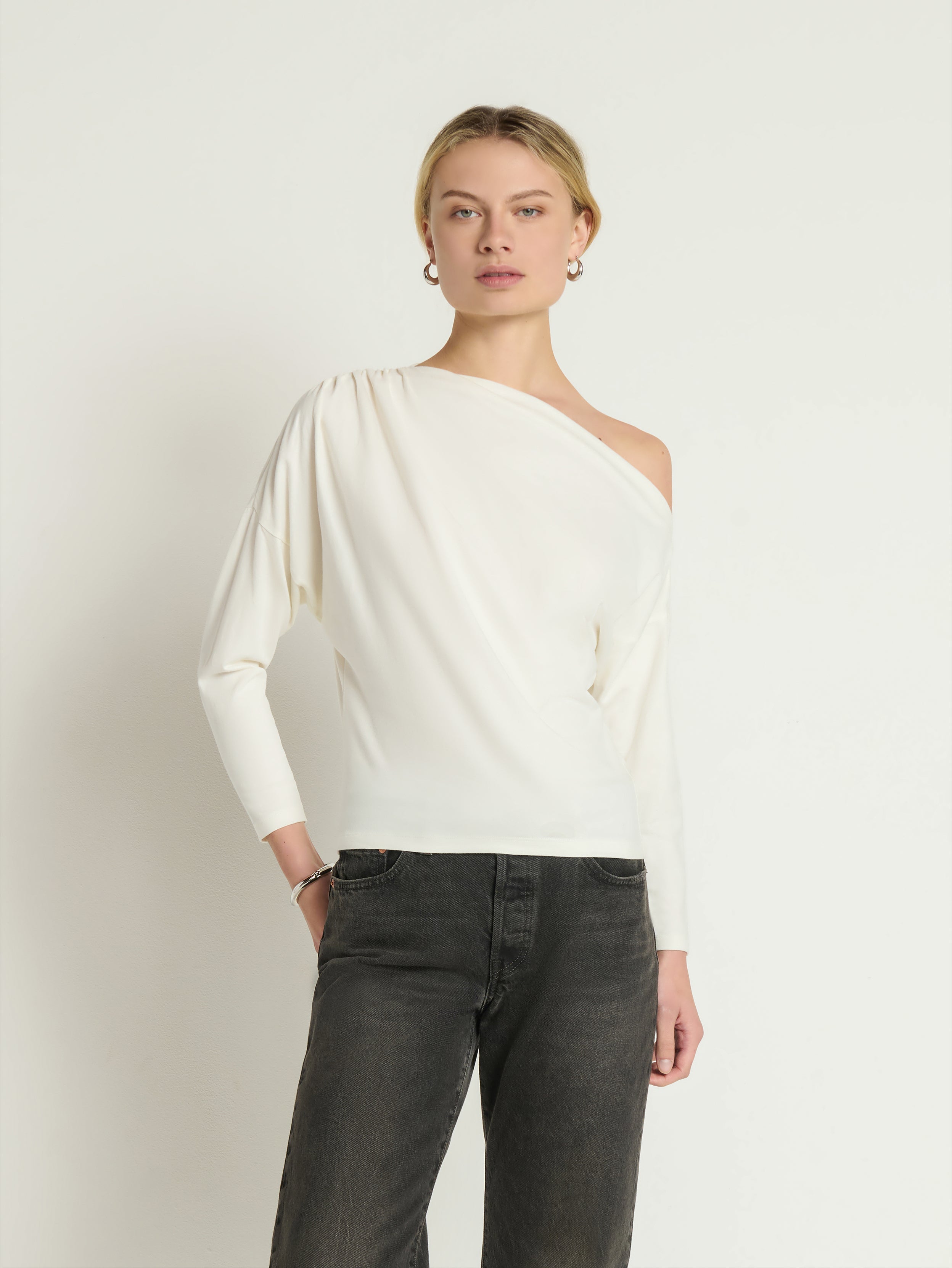 Asymmetric One-Shoulder Sculpted Top – Porcelain