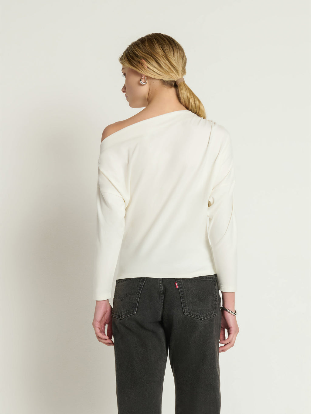 Asymmetric One-Shoulder Sculpted Top – Porcelain