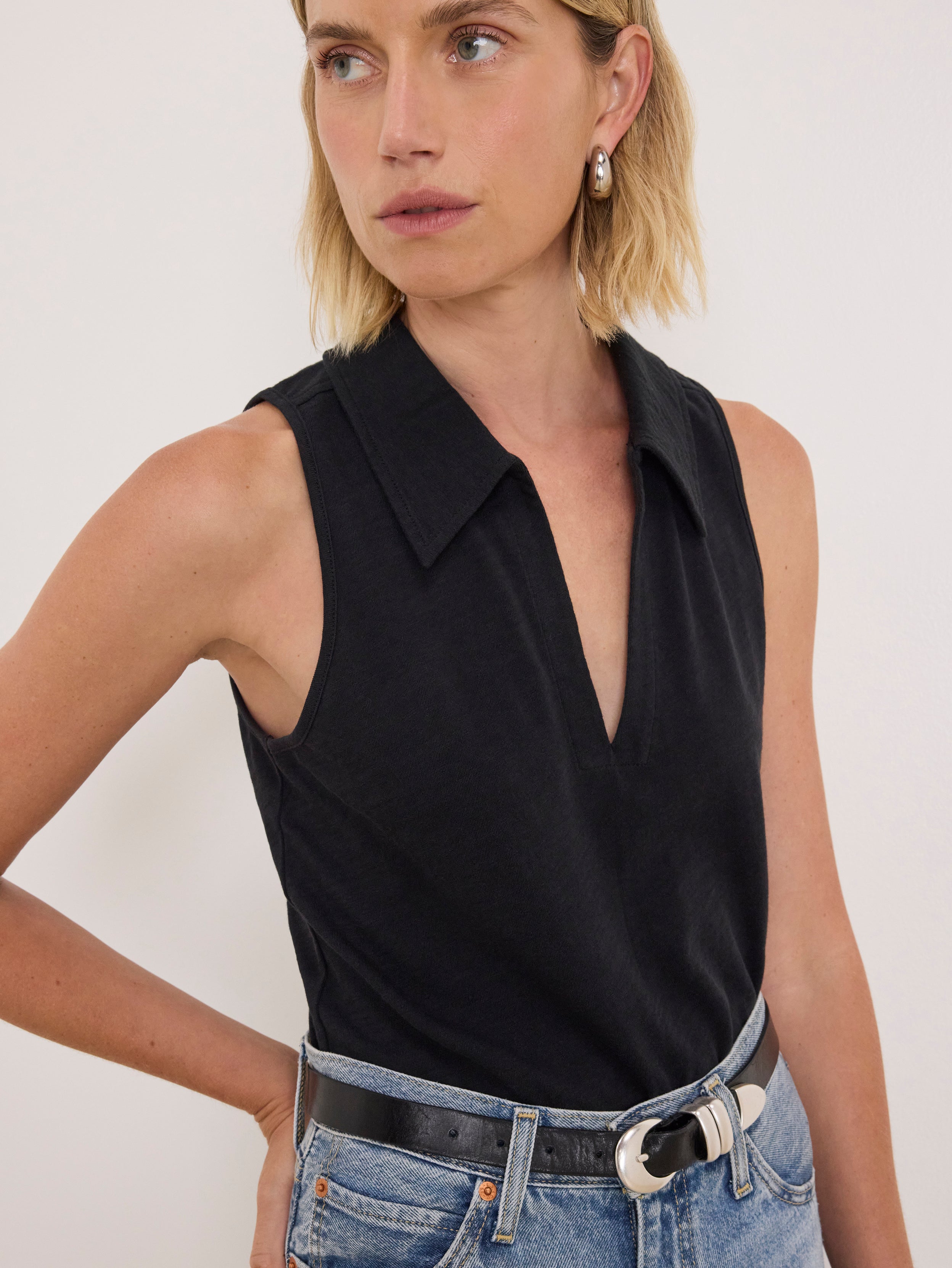 Collared Tank