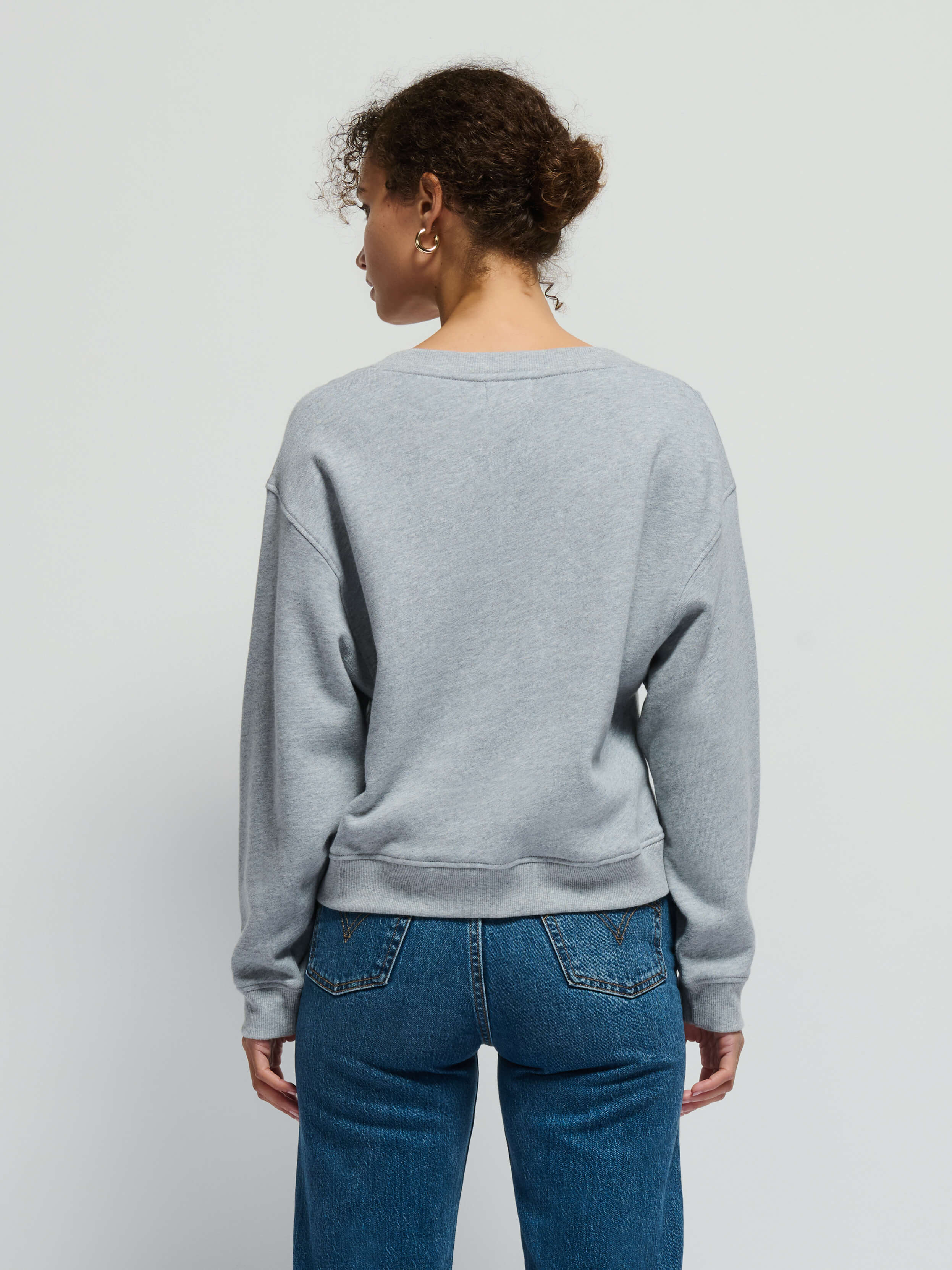 Varsity V-Neck Off-Shoulder Sweatshirt – Heather Grey